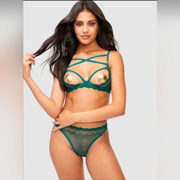 Rayna Strappy Open Cup Bra Set - Picture 1 of 2